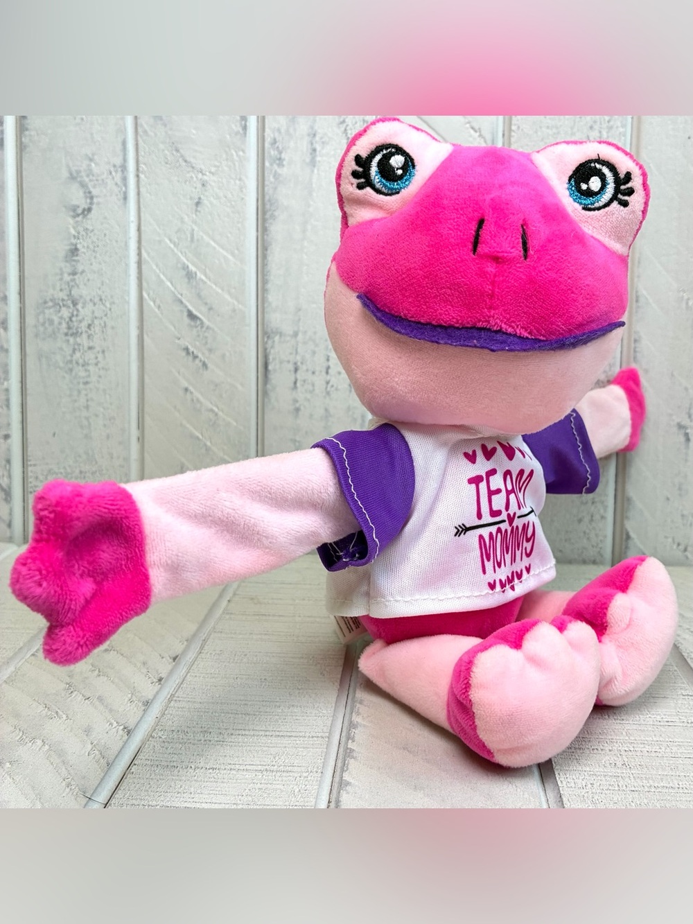 Kipp Brothers Funky Frogs Pink Frog Plush Snap Bracelet Team Mommy Shirt 2022